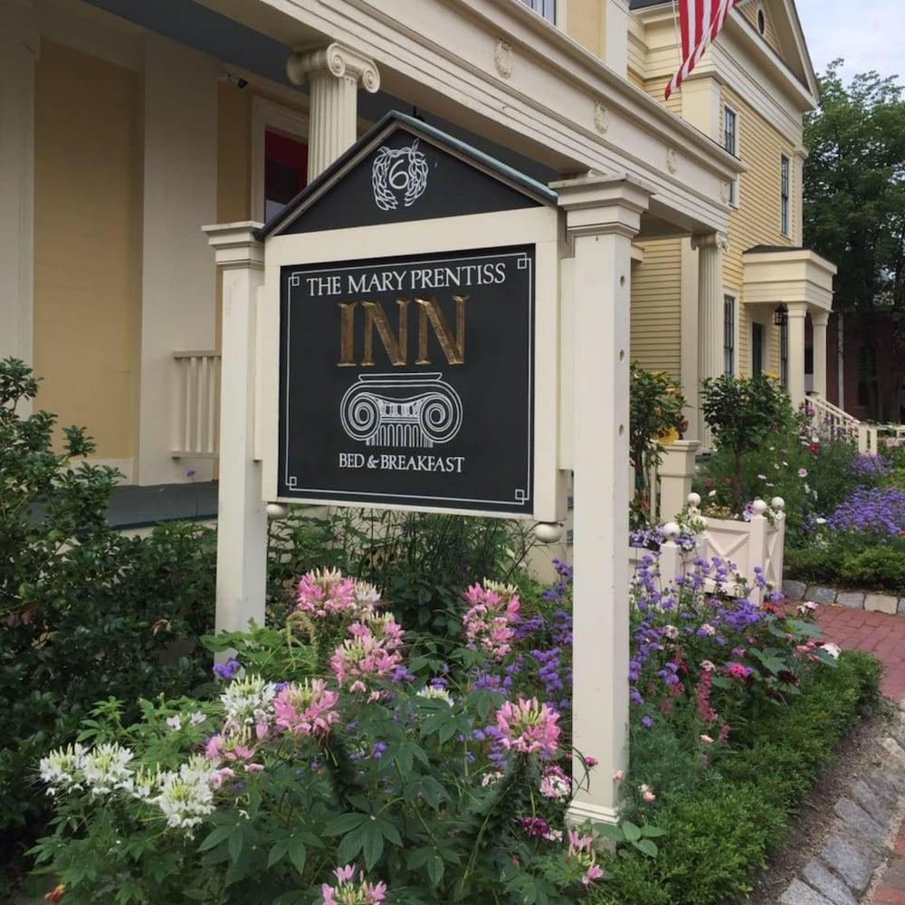 Mary Prentiss Inn Cambridge Exterior photo